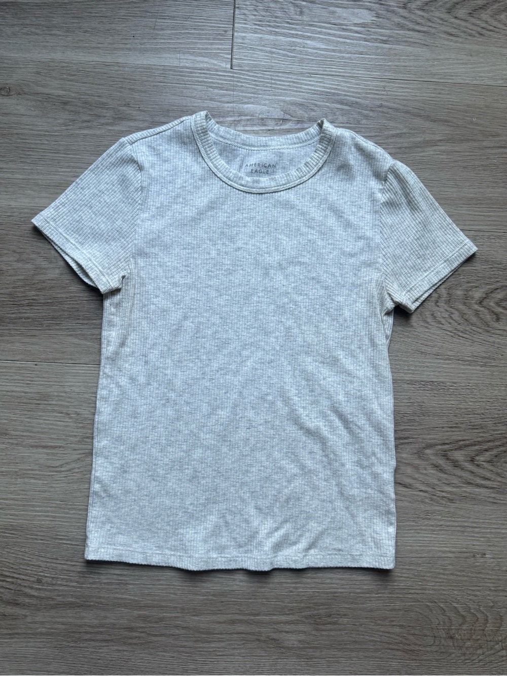 Women’s American Eagle Heather Gray Ribbed Tee